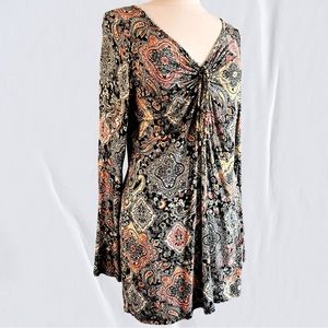 Worn twice. I love the 70’s vibe.